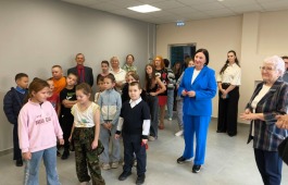 Национальный проект «Семья»: в Пригорске открыли обновленную библиотеку