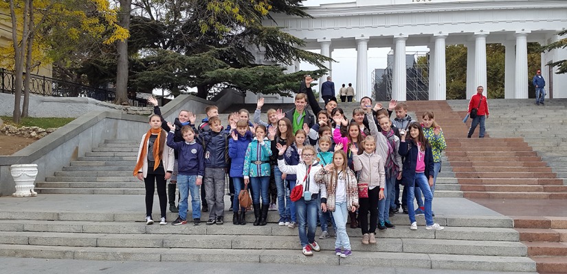 Школьники Хакасии отправляются в культурно-познавательную поездку в Крым