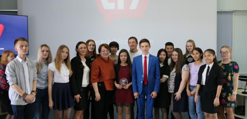 Победителем открытого чемпионата Хакасии по чтению вслух среди старшеклассников стала Ксения Кыстоякова из Аскиза