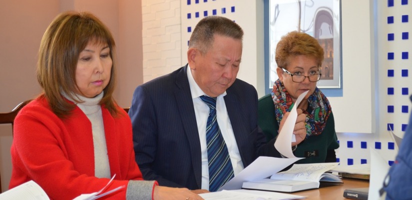 Национальная библиотека имени Н.Г. Доможакова продолжает подготовку к межрегиональному празднику саяно-алтайской книги