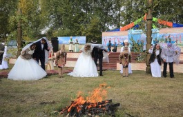 В театрализованном прологе праздника «Уртун тойы»  расскажут о традициях хакасской свадьбы