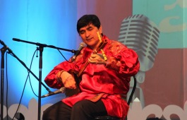 В Центре культуры прошел семинар-практикум для авторов-исполнителей хакасской песни