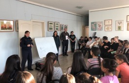 Ученики республиканской детской школы искусств повторили правила безопасности жизнедеятельности