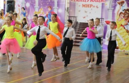 Две высокие награды Всероссийского фестиваля-конкурса привез в Хакасию ансамбль бального танца «Тарина»