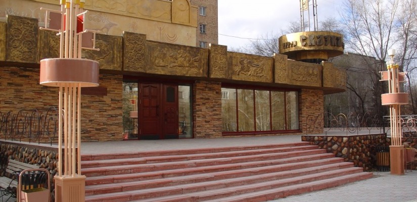 Зрителям театра «Сказка» представили «волшебный спектакль»