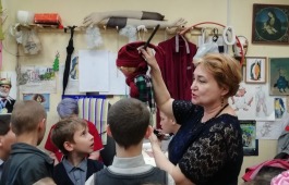 В театре «Сказка» прошла увлекательная экскурсия для школьников