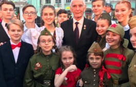 Солист филармонии Евгений Берш принял участие в Благотворительном творческом туре «Салют Победе!»