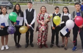 В Хакасской республиканской национальной детской школе искусств чествовали выпускников