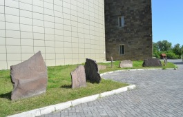 Жители Хакасии вновь могут увидеть Аллею менгиров