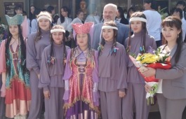 Хакасская республиканская национальная детская школа искусств открыла новый учебный год
