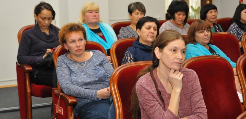 В Хакасии для руководителей вокальных коллективов состоялся семинар «Детская хакасская эстрадная песня»