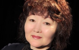 Хакасский национальный драматический театр имени А.М Топанова поздравляет художника–гримера Надежду Кокову с юбилеем