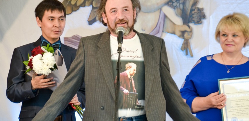 Творческие сотрудники театра Лермонтова получили награды