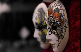 С Днём театра!