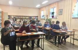 В детской библиотеке прошёл семинар «Учимся писать отчёт»