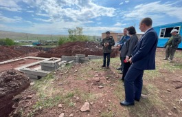 Строительство домов культуры в  Колодезном и Первомайском – на контроле Минкульта Хакасии