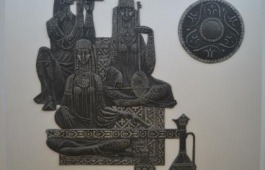 Национальный музей представляет чеканное панно  Владимира Тодыкова