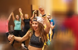 Танцуем Zumba в… библиотеке!