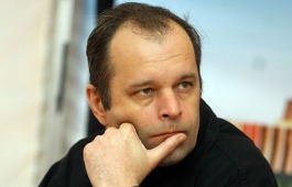 Хакасия встречает известного российского прозаика Романа Сенчина